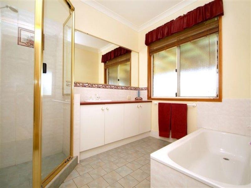 286 Hayden Street, Mount Rascal QLD 4350