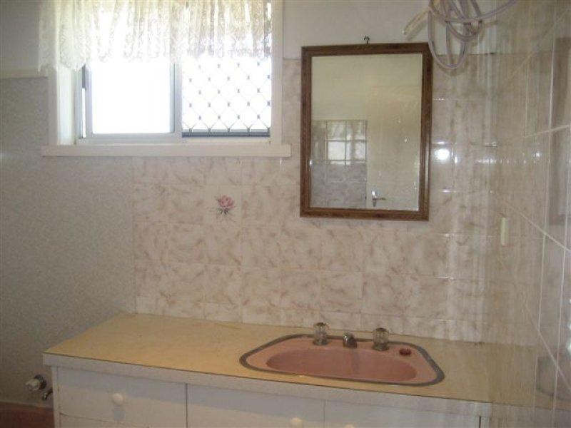 31 Loveday Street, Rangeville QLD 4350