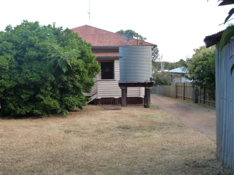 99a Bridge Street, Mount Lofty QLD 4350
