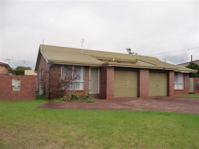 1 & 2/4 Lavena Drive, Darling Heights QLD 4350