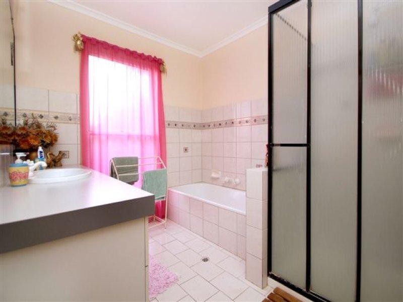 33 Wiangaree Drive, Rangeville QLD 4350