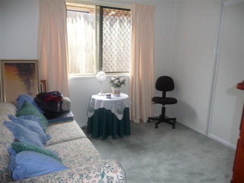 8/58 Gordon Avenue, Newtown QLD 4305