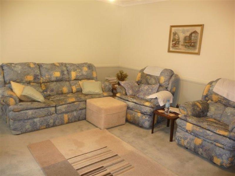 8/58 Gordon Avenue, Newtown QLD 4305