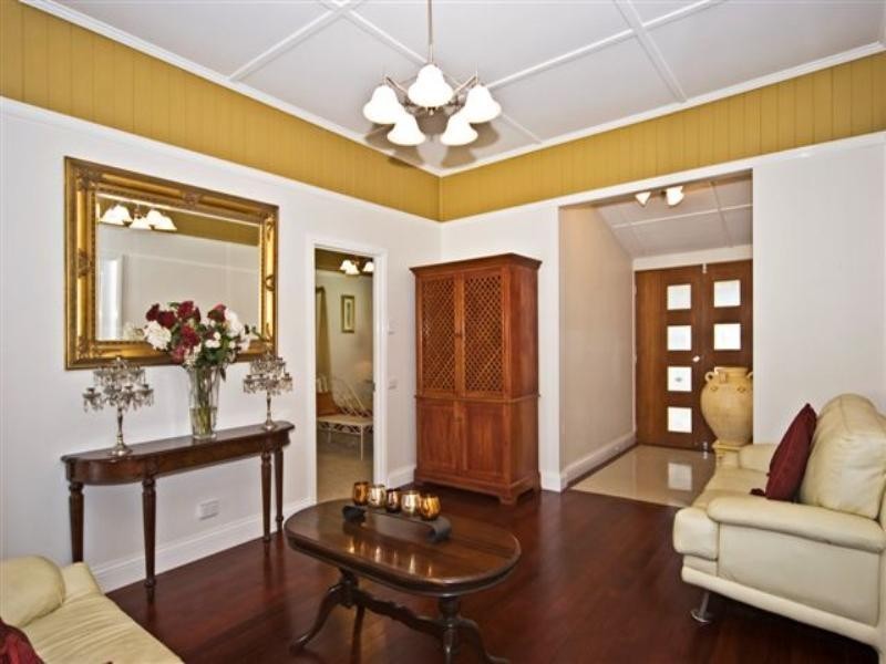 92 James Street, South Toowoomba QLD 4350