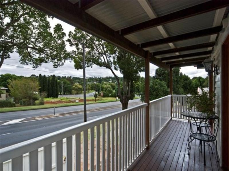 92 James Street, South Toowoomba QLD 4350