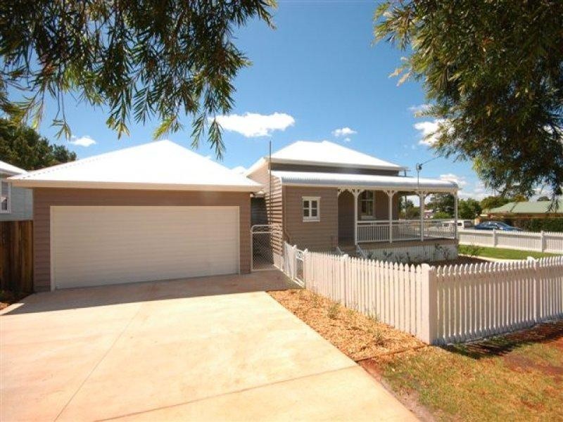 137 Holberton Street, Newtown QLD 4350