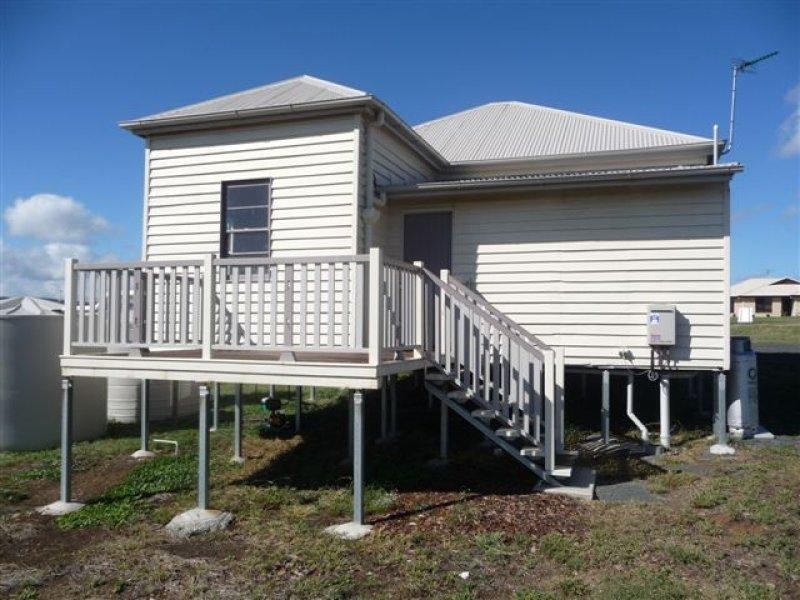 8 Phipps Drive, Meringandan QLD 4352