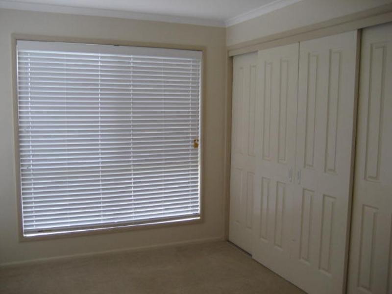 4 Hanna Court, Westbrook QLD 4350