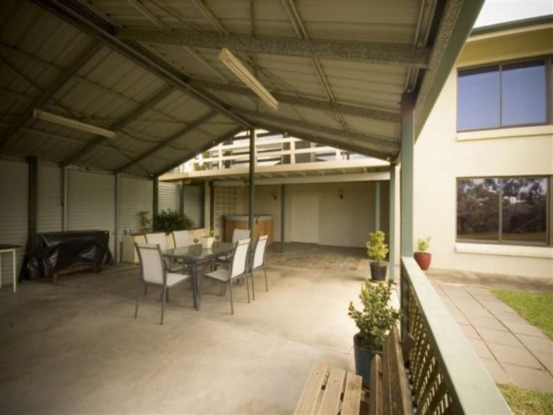 5 Kookaburra Court, Glenvale QLD 4350
