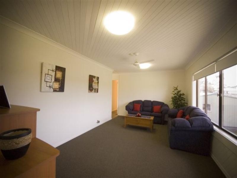 5 Kookaburra Court, Glenvale QLD 4350