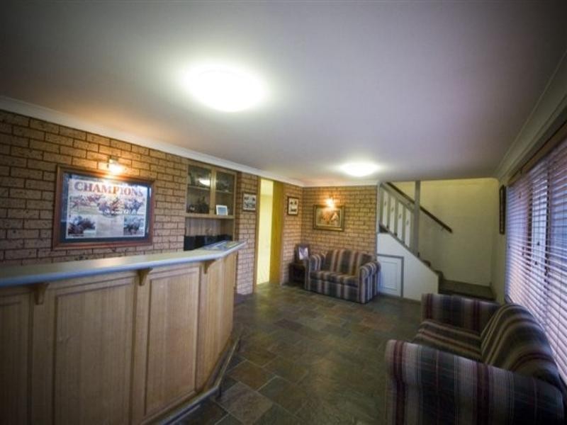 5 Kookaburra Court, Glenvale QLD 4350