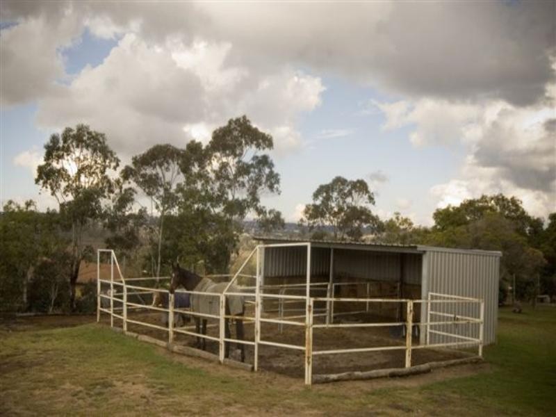 5 Kookaburra Court, Glenvale QLD 4350