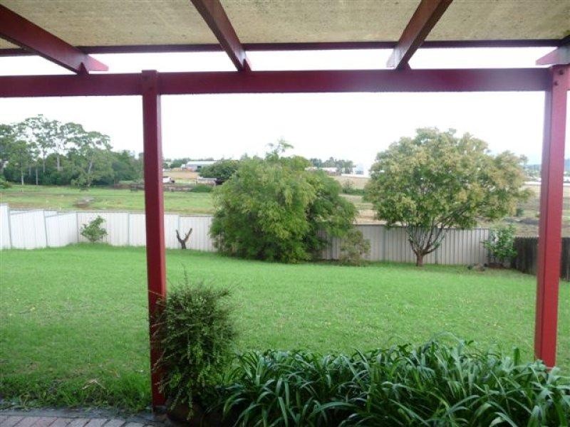 42 Melway Crescent, Harristown QLD 4350