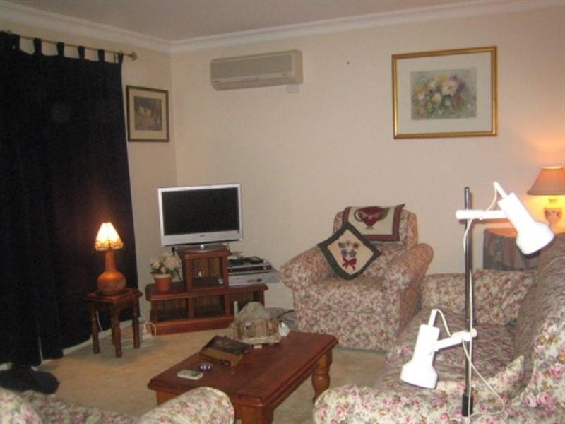 1 Lillian Court, Harristown QLD 4350