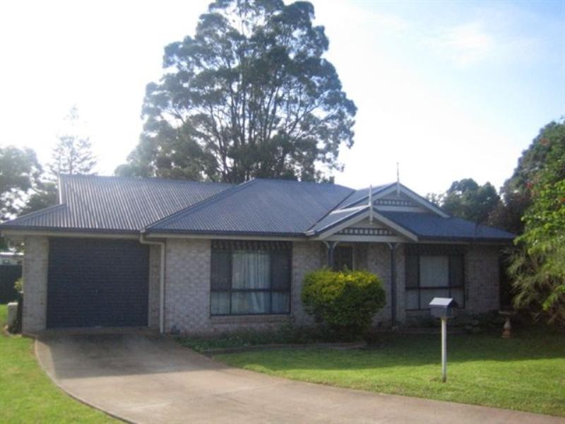 1 Lillian Court, Harristown QLD 4350