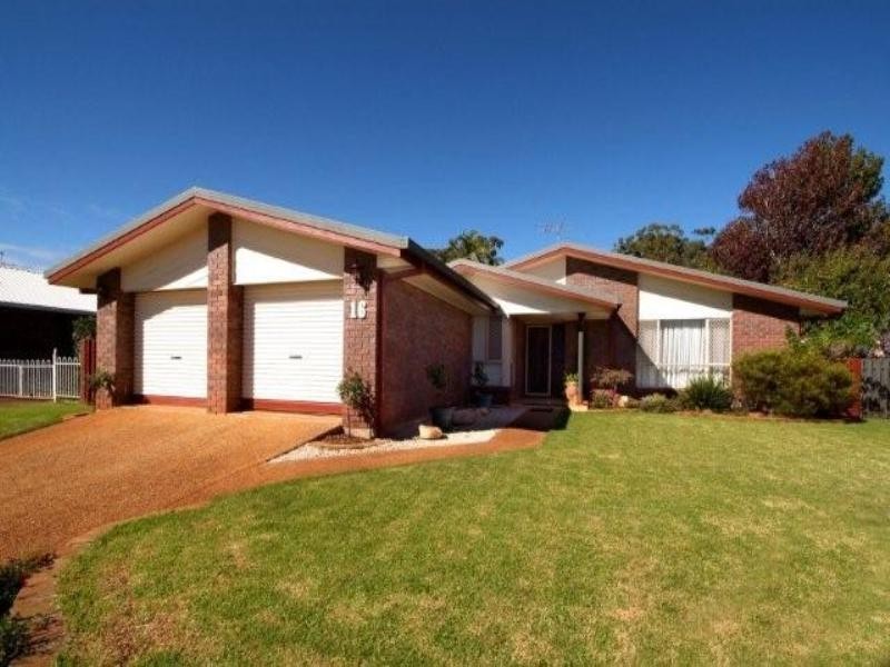 16 Belah Street, Rangeville QLD 4350