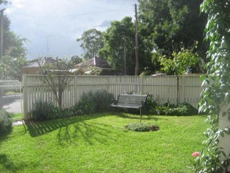 157 Bridge Street, North Toowoomba QLD 4350