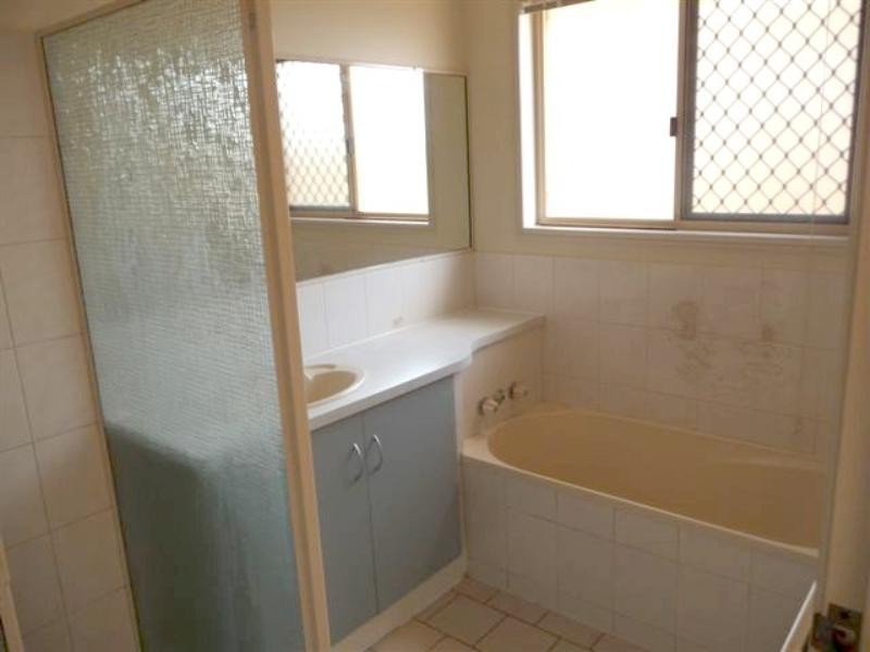 11 Jenna Court, Kearneys Spring QLD 4350