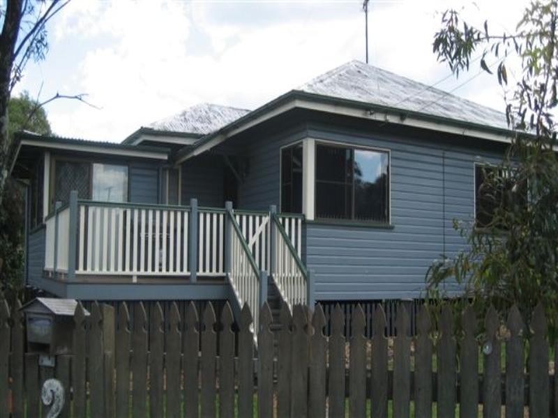 2 Sheehan Street, South Toowoomba QLD 4350