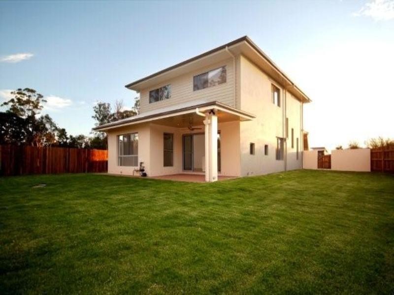 66 Wood Drive, Middle Ridge QLD 4350