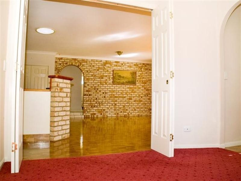 1 Crusader Court, Wilsonton QLD 4350