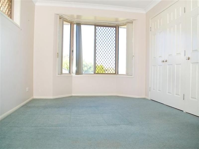 1 Crusader Court, Wilsonton QLD 4350