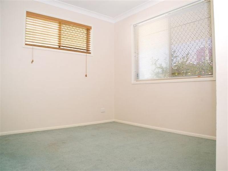 1 Crusader Court, Wilsonton QLD 4350