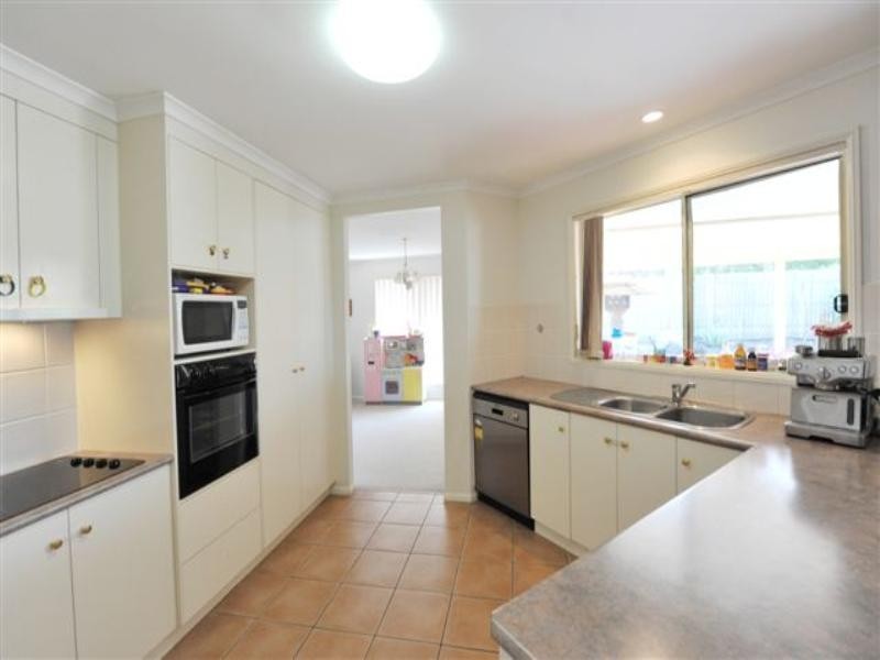 17 Crockers Road, Westbrook QLD 4350