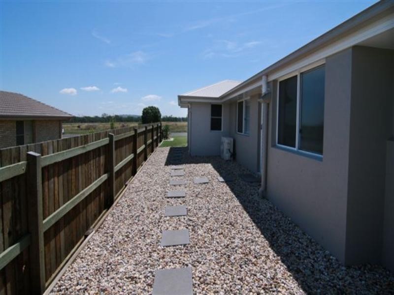 42 Shoesmith Road, Westbrook QLD 4350