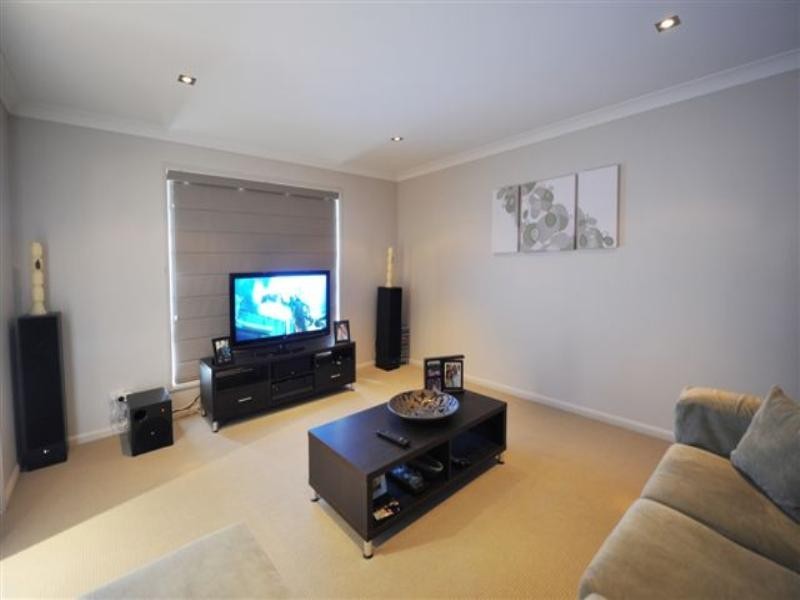 9 Whitman Street, Westbrook QLD 4350