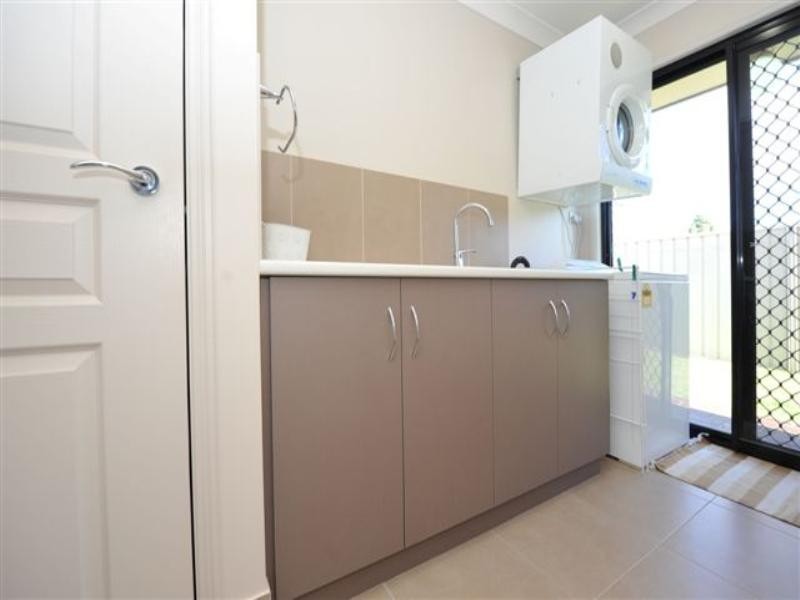 9 Whitman Street, Westbrook QLD 4350