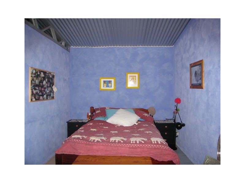 16 Merlin Court, Preston QLD 4352