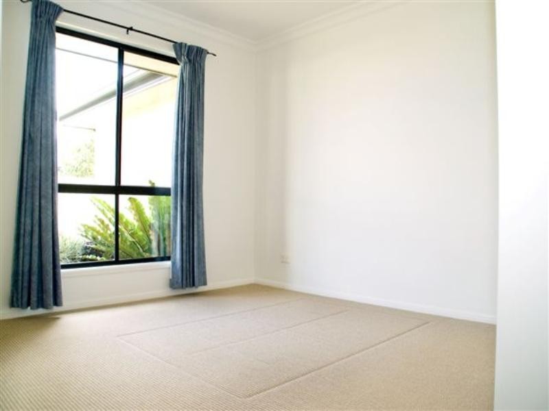 1 Garvan Court, Highfields QLD 4352