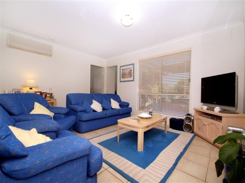 16 Stratford Drive, Wyreema QLD 4352