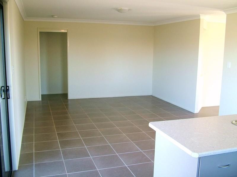 11 Jacquelyn Court, Oakey QLD 4401