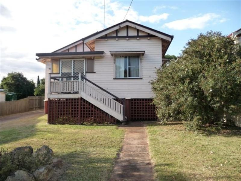 99a Bridge Street, Mount Lofty QLD 4350