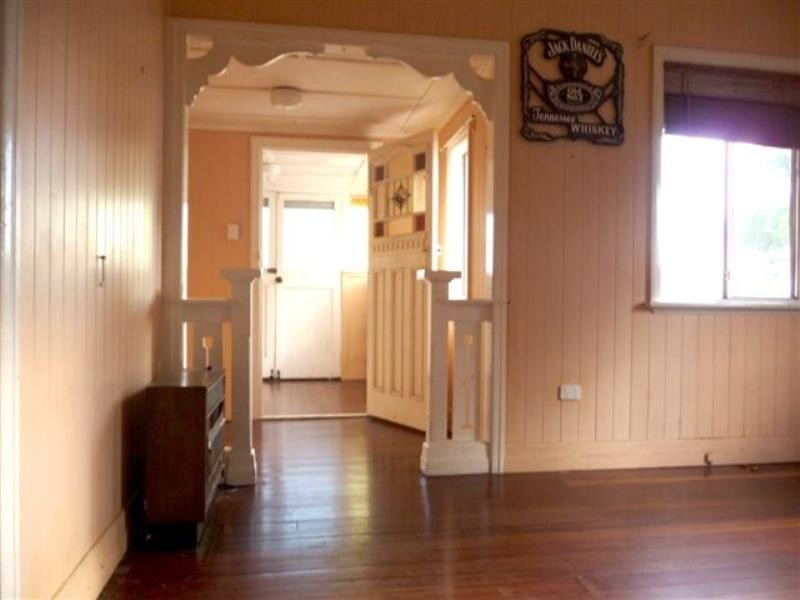 99a Bridge Street, Mount Lofty QLD 4350