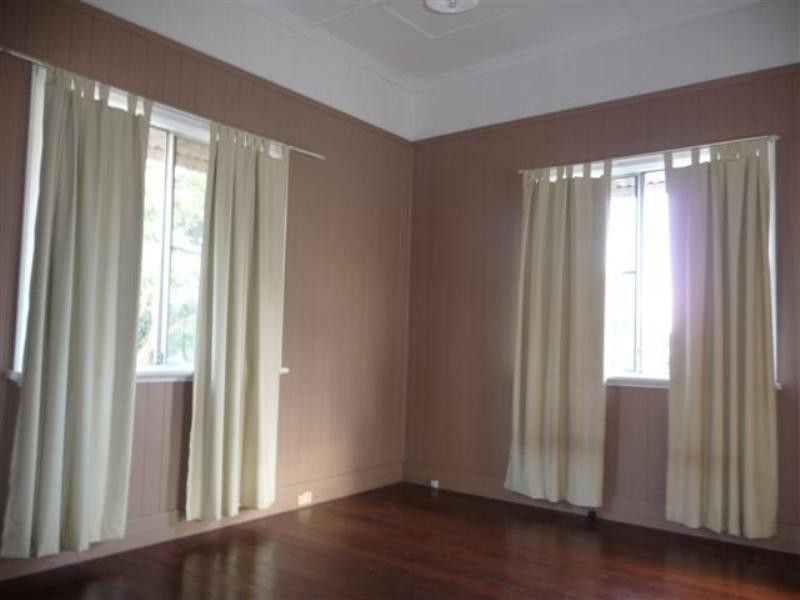 99a Bridge Street, Mount Lofty QLD 4350