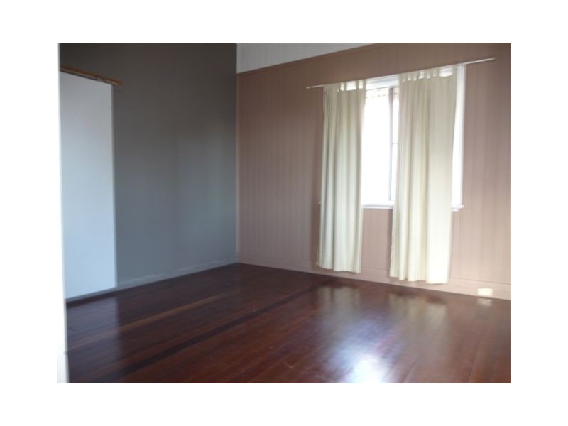 99a Bridge Street, Mount Lofty QLD 4350