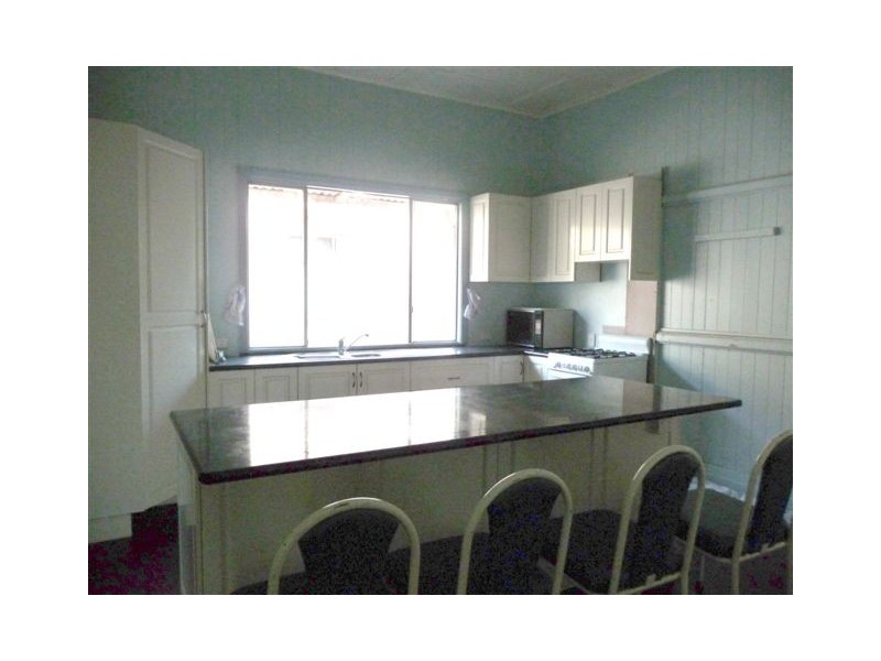 99a Bridge Street, Mount Lofty QLD 4350