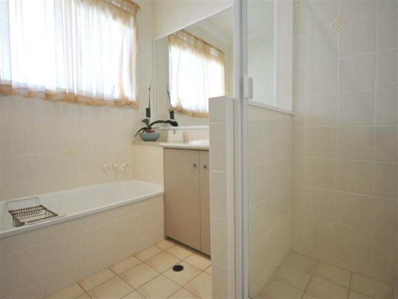 18 Manor Street, Drayton QLD 4350