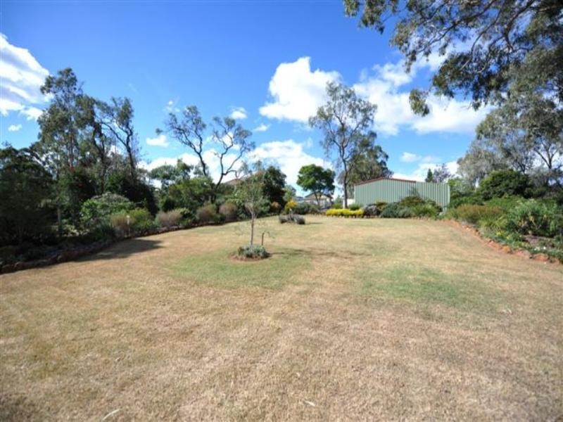 18 Manor Street, Drayton QLD 4350