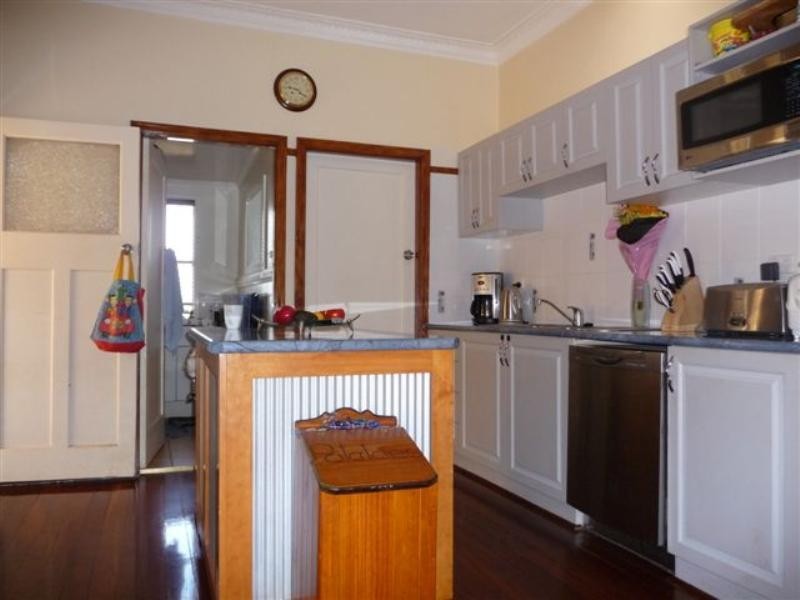 14 Fourth Avenue, Harristown QLD 4350