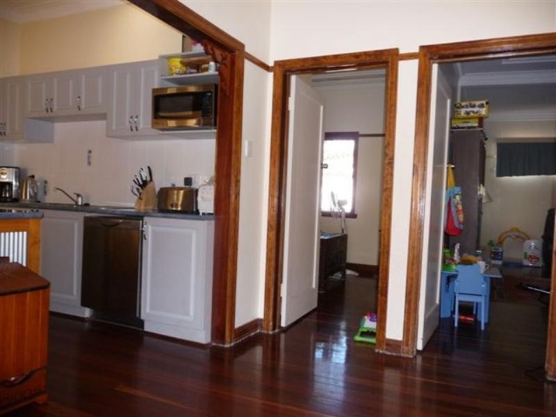 14 Fourth Avenue, Harristown QLD 4350