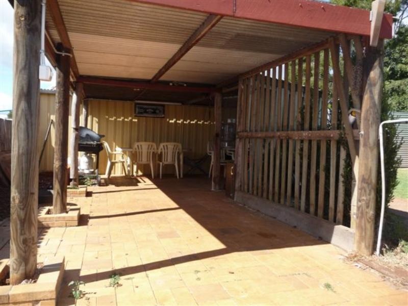 14 Fourth Avenue, Harristown QLD 4350