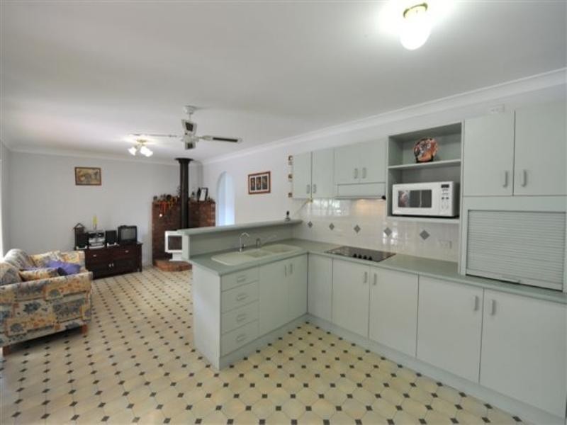 5 Schloss Court, Westbrook QLD 4350