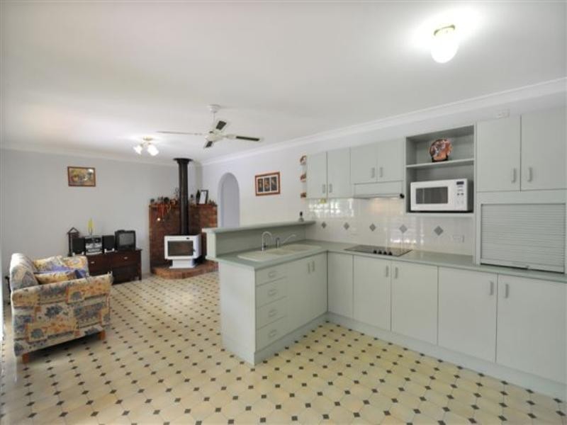 5 Schloss Court, Westbrook QLD 4350