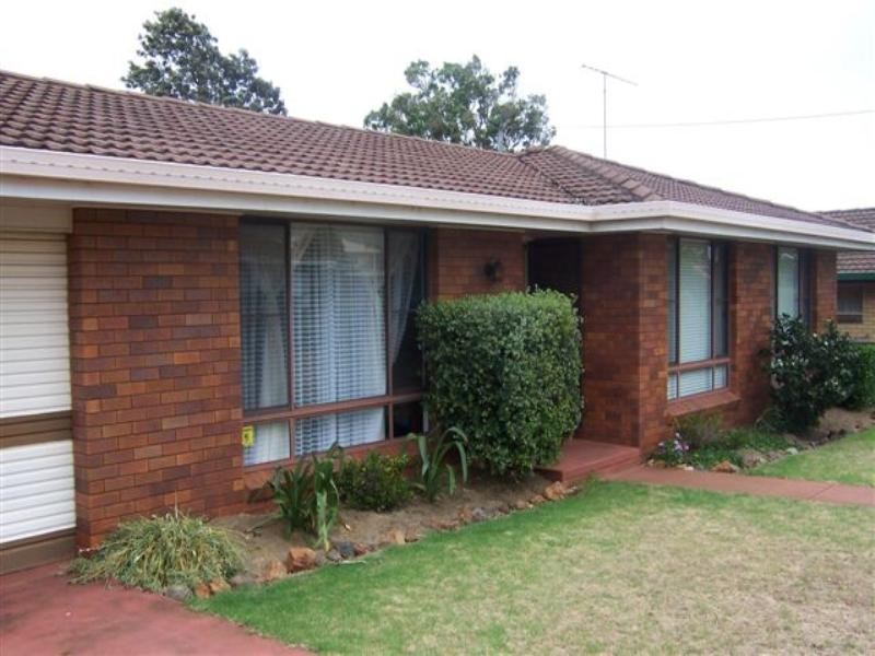23 Arabian Street, Harristown QLD 4350
