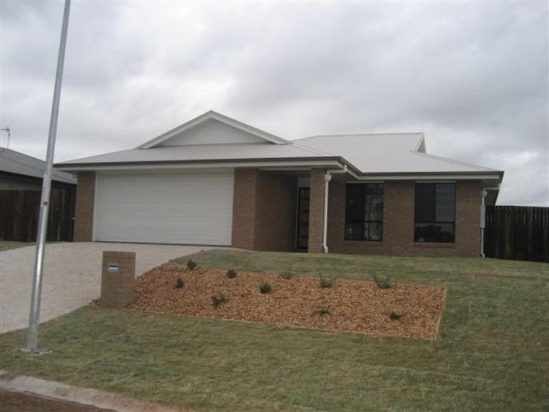 30 Sunset Drive, Glenvale QLD 4350