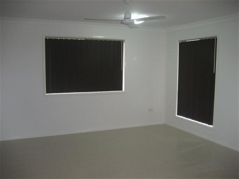 30 Sunset Drive, Glenvale QLD 4350